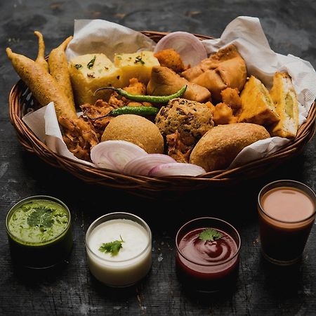 Oyo Hotel Convivial Paradise Shamsgarh 외부 사진